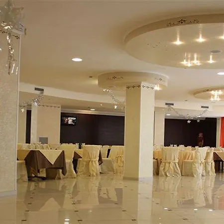 德伊卡瓦里埃里大酒店 4* 玛鲁吉奥