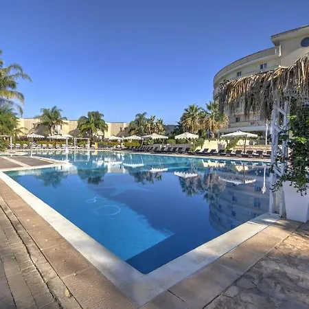 Grand Dei Cavalieri Отель 4*